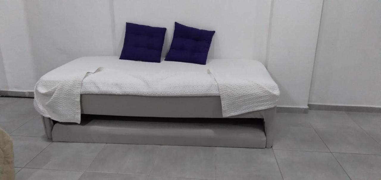 Kitnet Com Garagem Barra Do Jucu Apartment